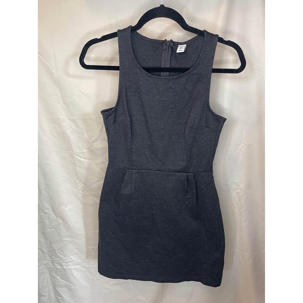 Small Old Navy Dark Gray Short Dress